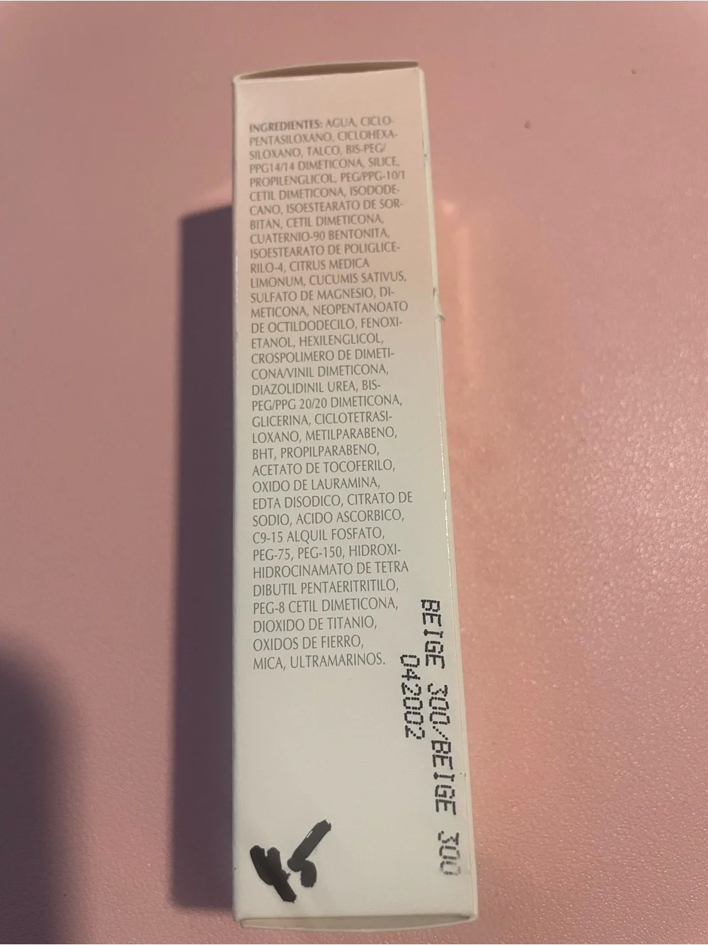 Mary Kay Medium-Coverage Foundation - shade Beige 3